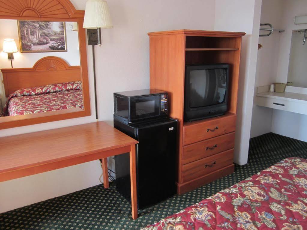 Westmont Inn - Lakeland Bagian luar foto